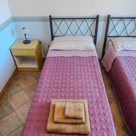 Merola Apartment Novi Velia